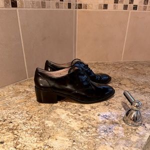 Soft shiny Black loafers 1 inch heel size 8.3 (38.5)